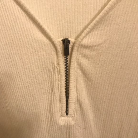 Express Top - Picture 2 of 4